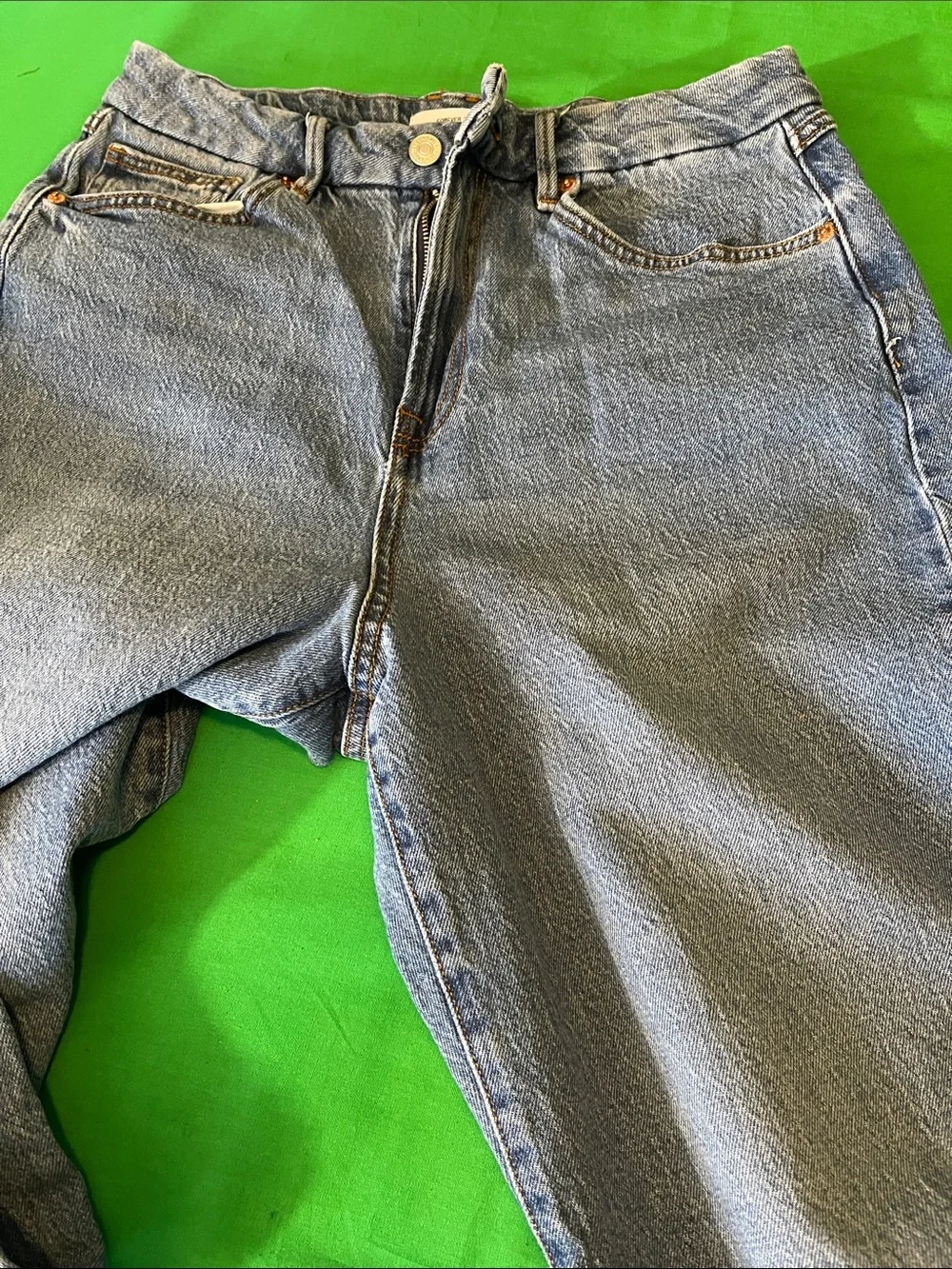 Forever 21 Men's Light Blue Relaxed Fit Jeans